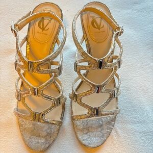 Vero Cuoio Gold Strappy Sandal